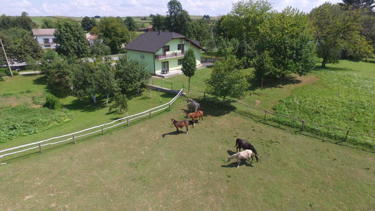 Green Apartment Plitvice Rakovica Exteriör bild